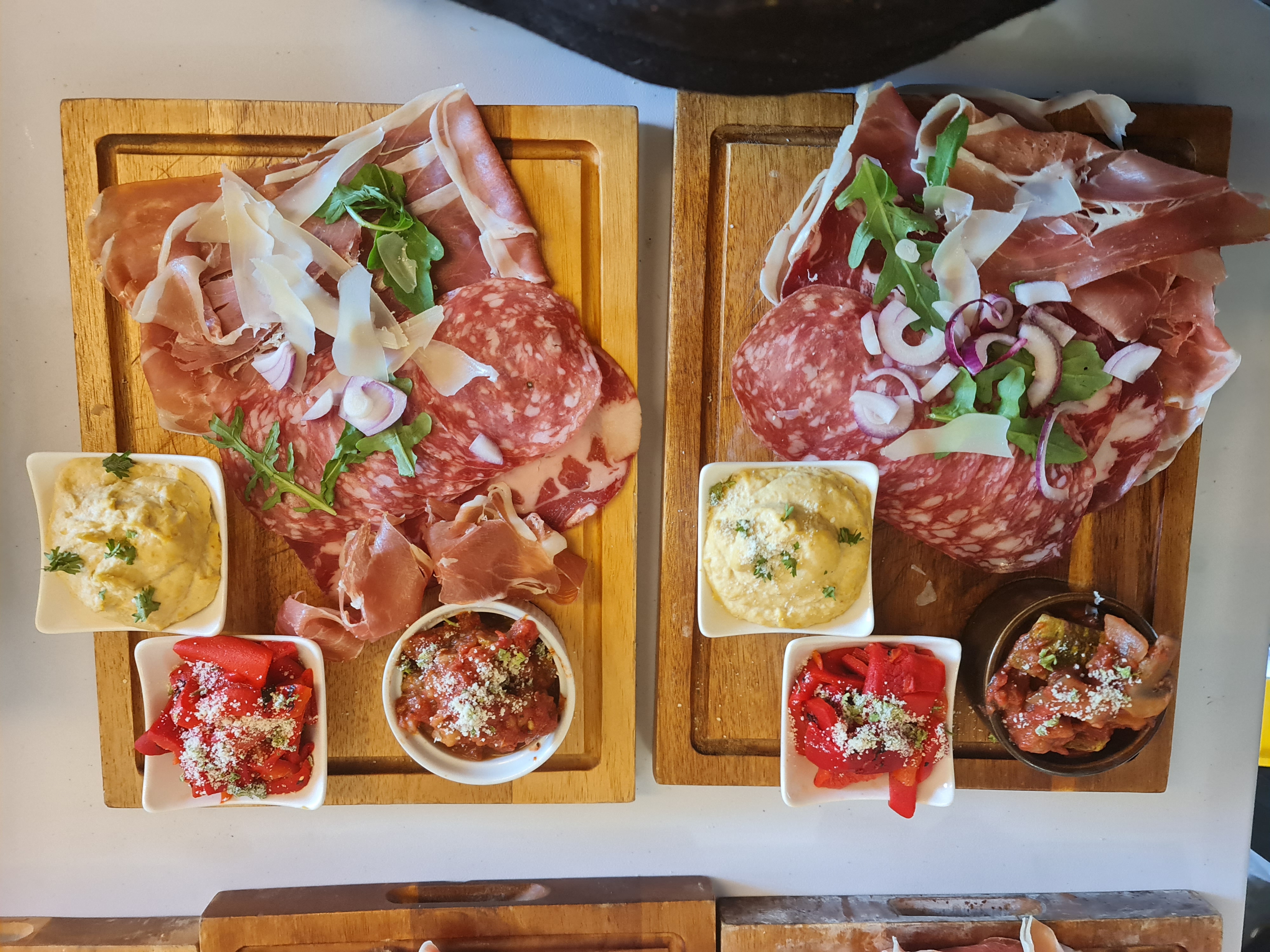 Dine In Style Caterers — wedding caterer in London, Essex, Kent, Liverpool (photo 2 of 8)
