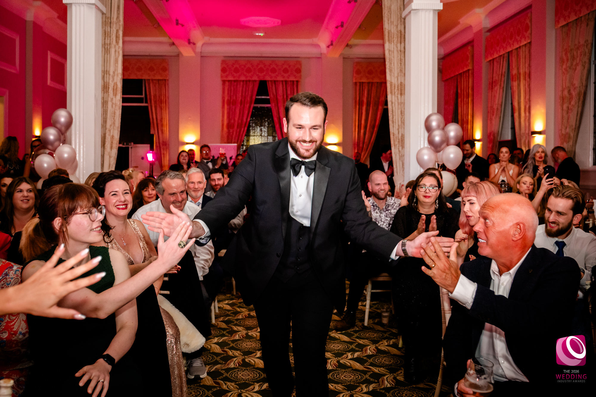 Revilo Twist Magic — wedding entertainment in Northampton (rated 5.0 from 139 reviews)