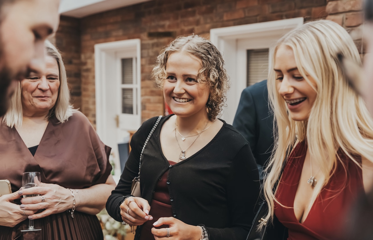 Revilo Twist Magic — wedding entertainment in Northampton (photo 5 of 8)