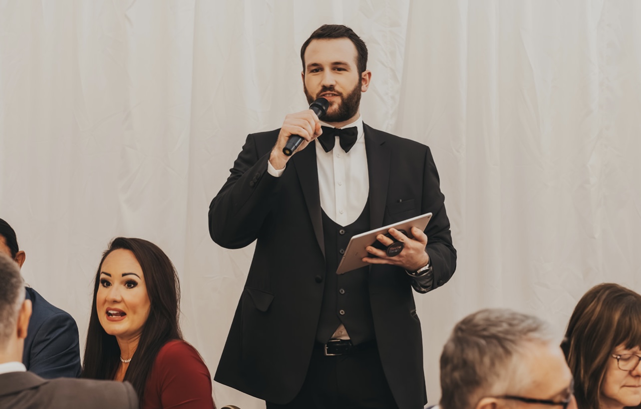 Revilo Twist Magic — wedding entertainment in Northampton (photo 6 of 8)