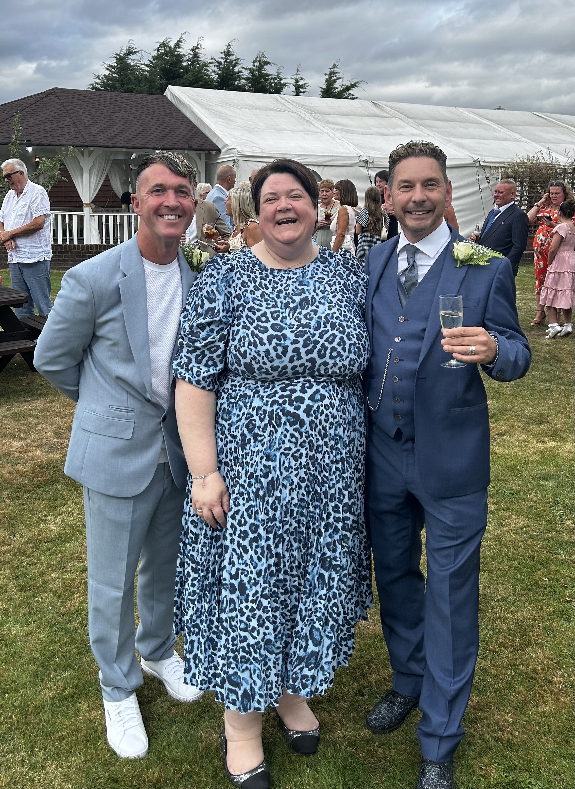 Shelley Bell Celebrant — wedding celebrant in Colchester, essex (photo 7 of 8)