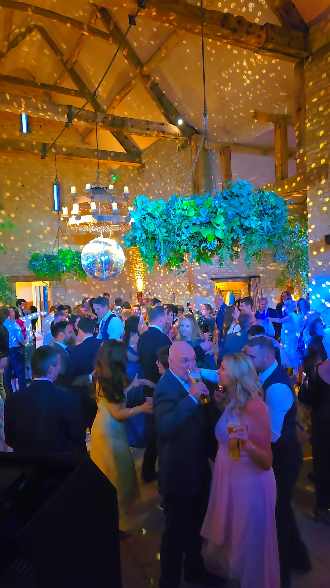 Dj Tony V & Silent Disco — wedding dj in Bristol , bristol (photo 8 of 8)