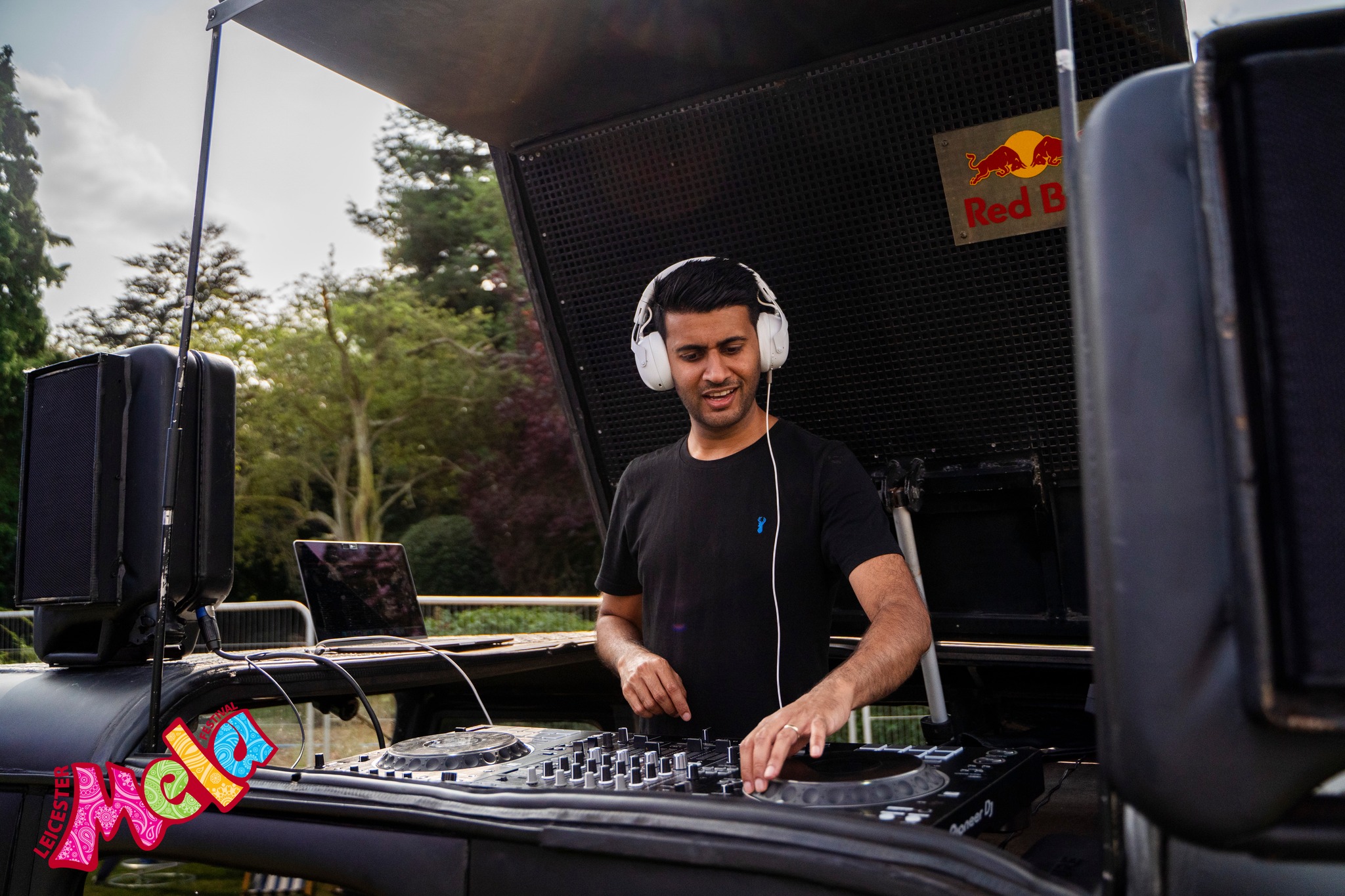Masti Music — wedding dj in London (photo 8 of 8)