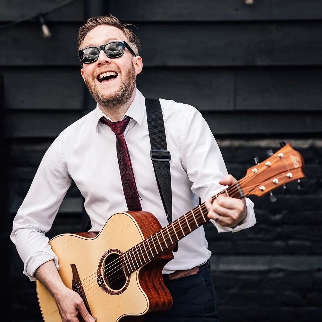 The One Man Band Collective — wedding music in Warminster (photo 5 of 8)