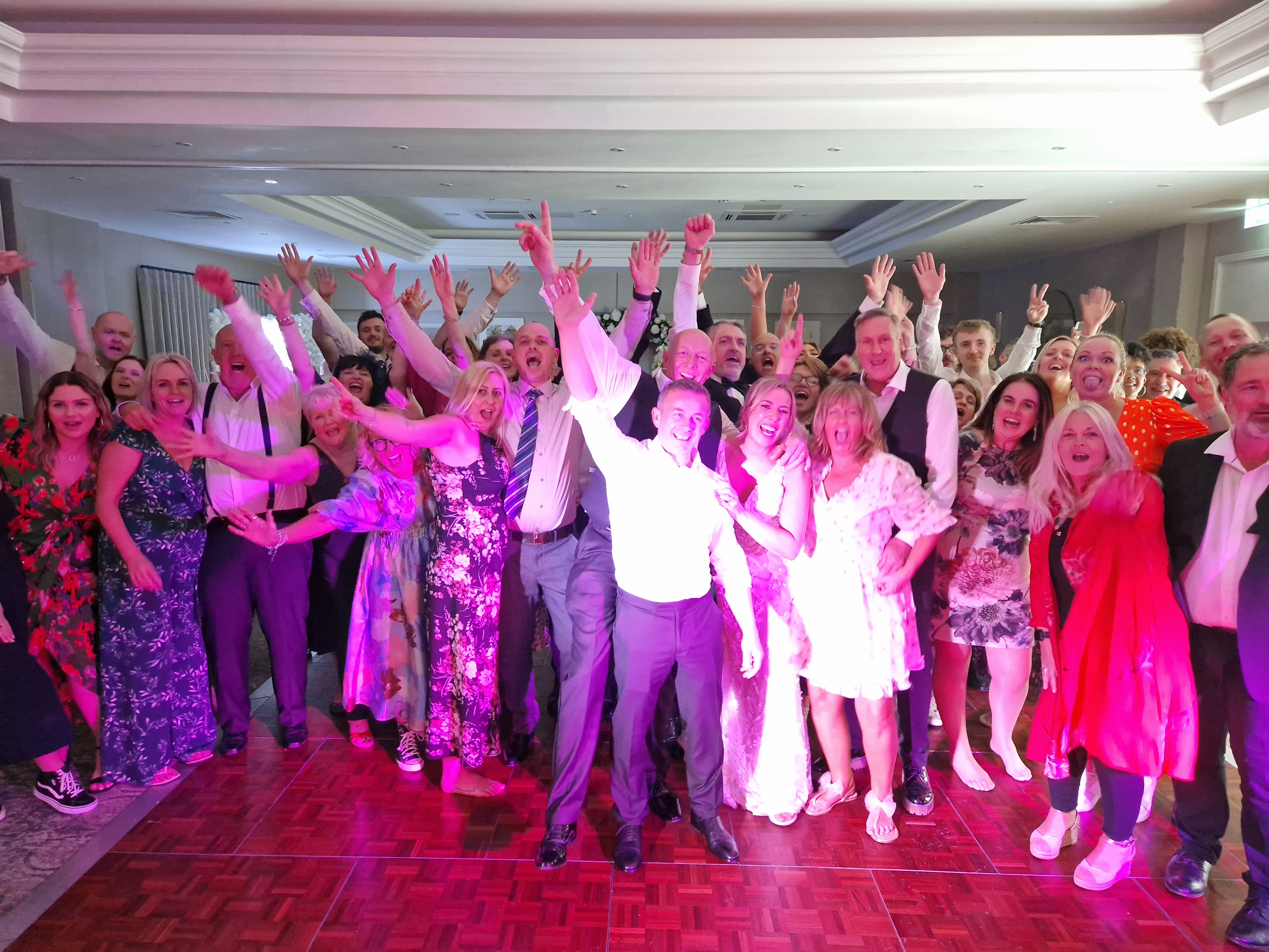 The One Man Band Collective — wedding music in Warminster (photo 8 of 8)