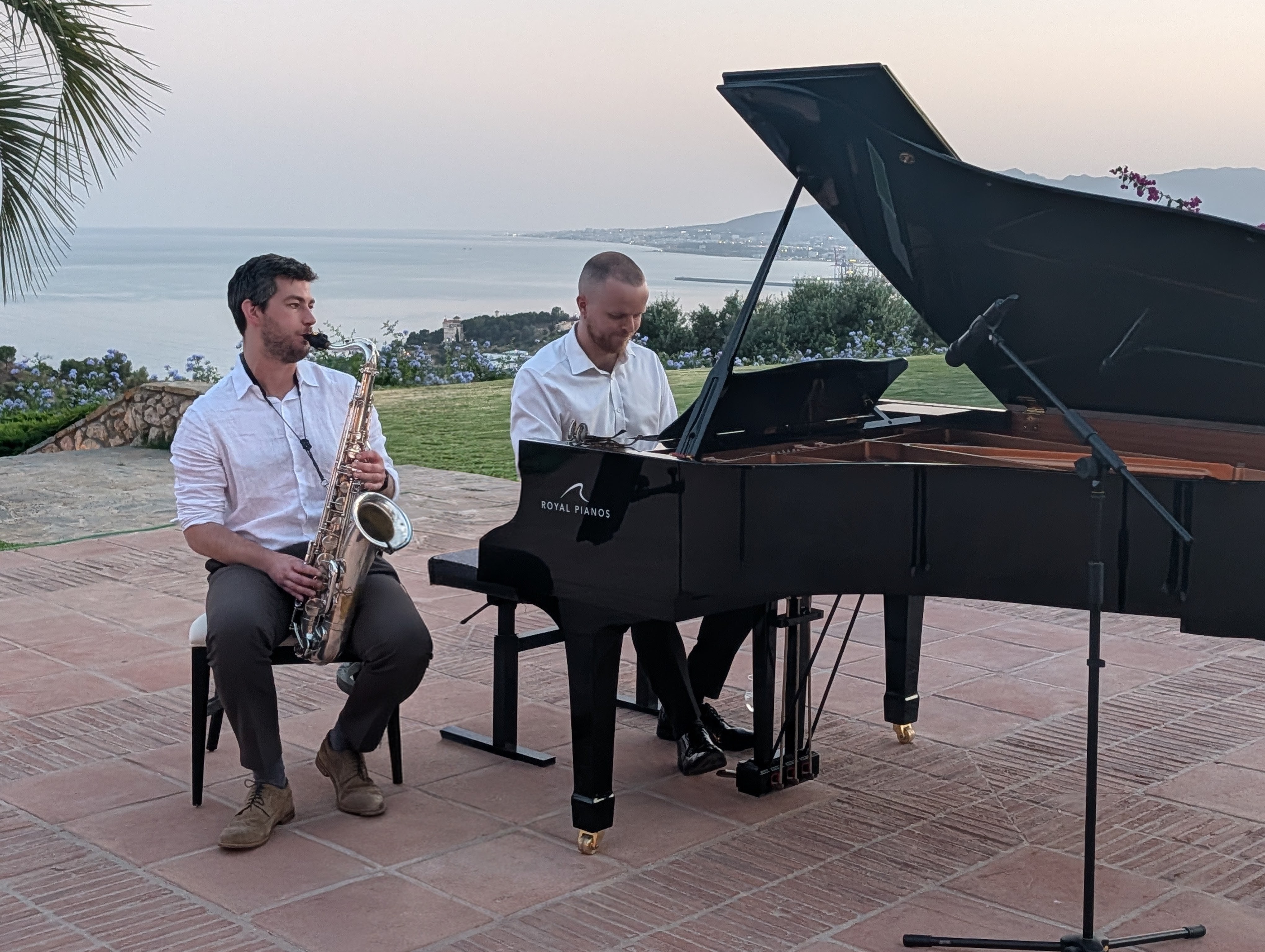The Wedding Jazz Company — wedding music in Leamington Spa, warwickshire (photo 4 of 8)