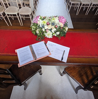 Vibes and Vows — wedding celebrant in St Albans (photo 5 of 8)