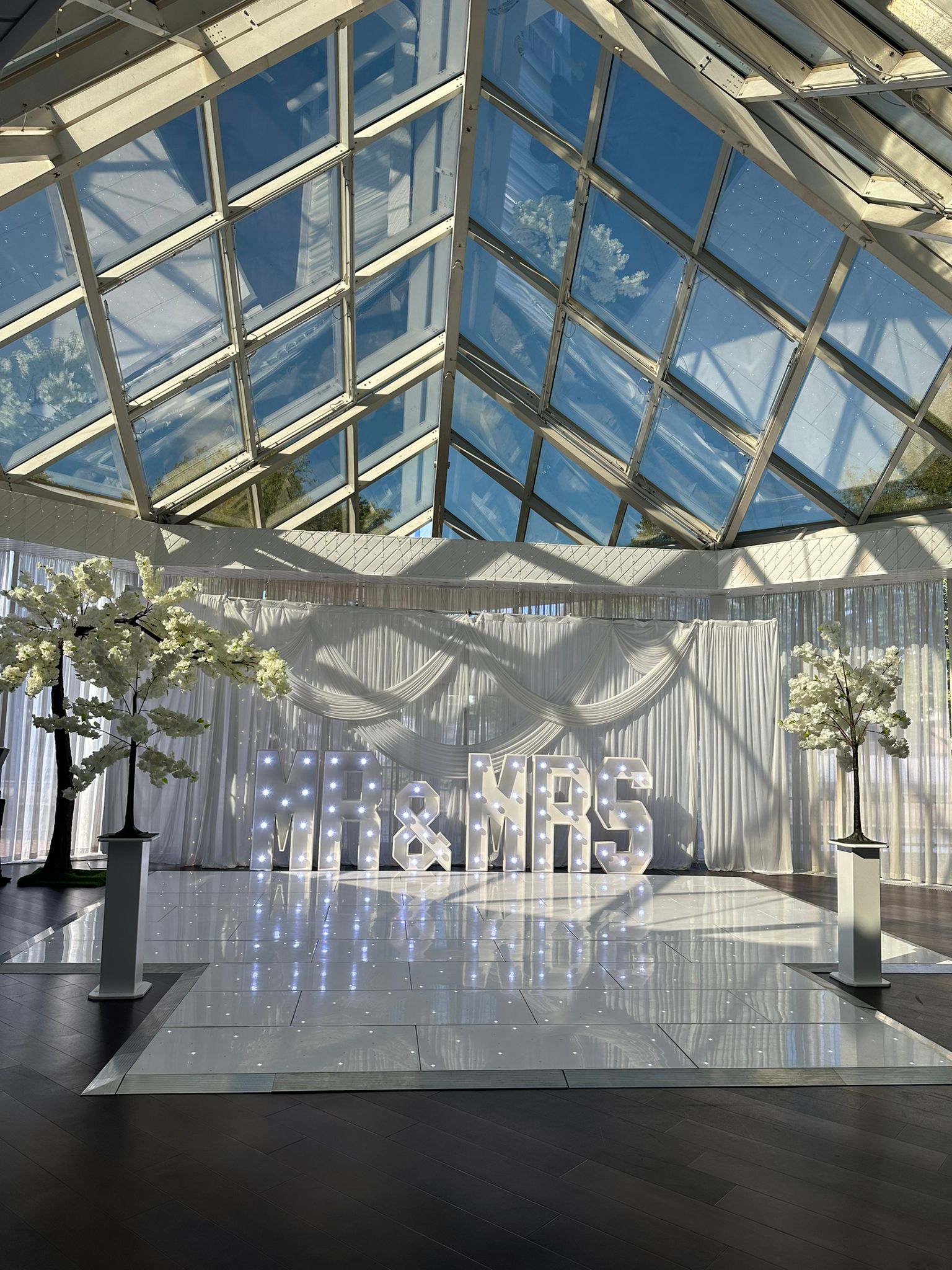 Mercure St Helens  — wedding venue in St Helens, merseyside (photo 6 of 8)