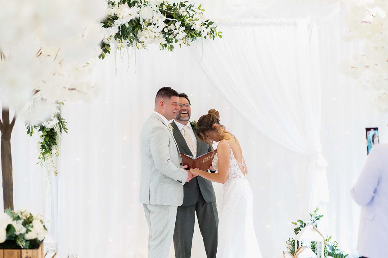 Ceremonies by Simon — wedding celebrant in Thirsk, Yorkshire (photo 6 of 8)