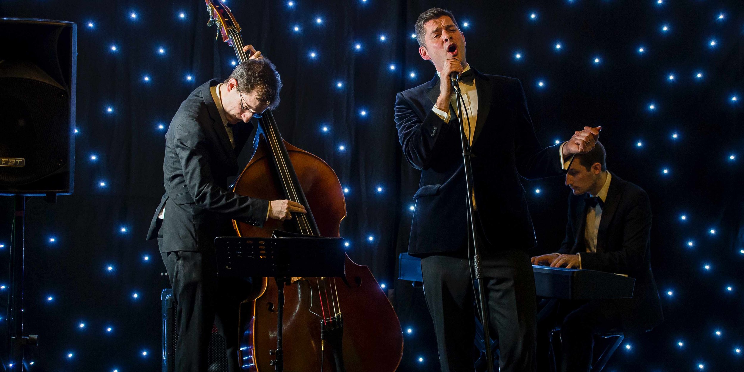 Frankly Jazz — wedding band in Leeds, Yorkshire (photo 2 of 8)