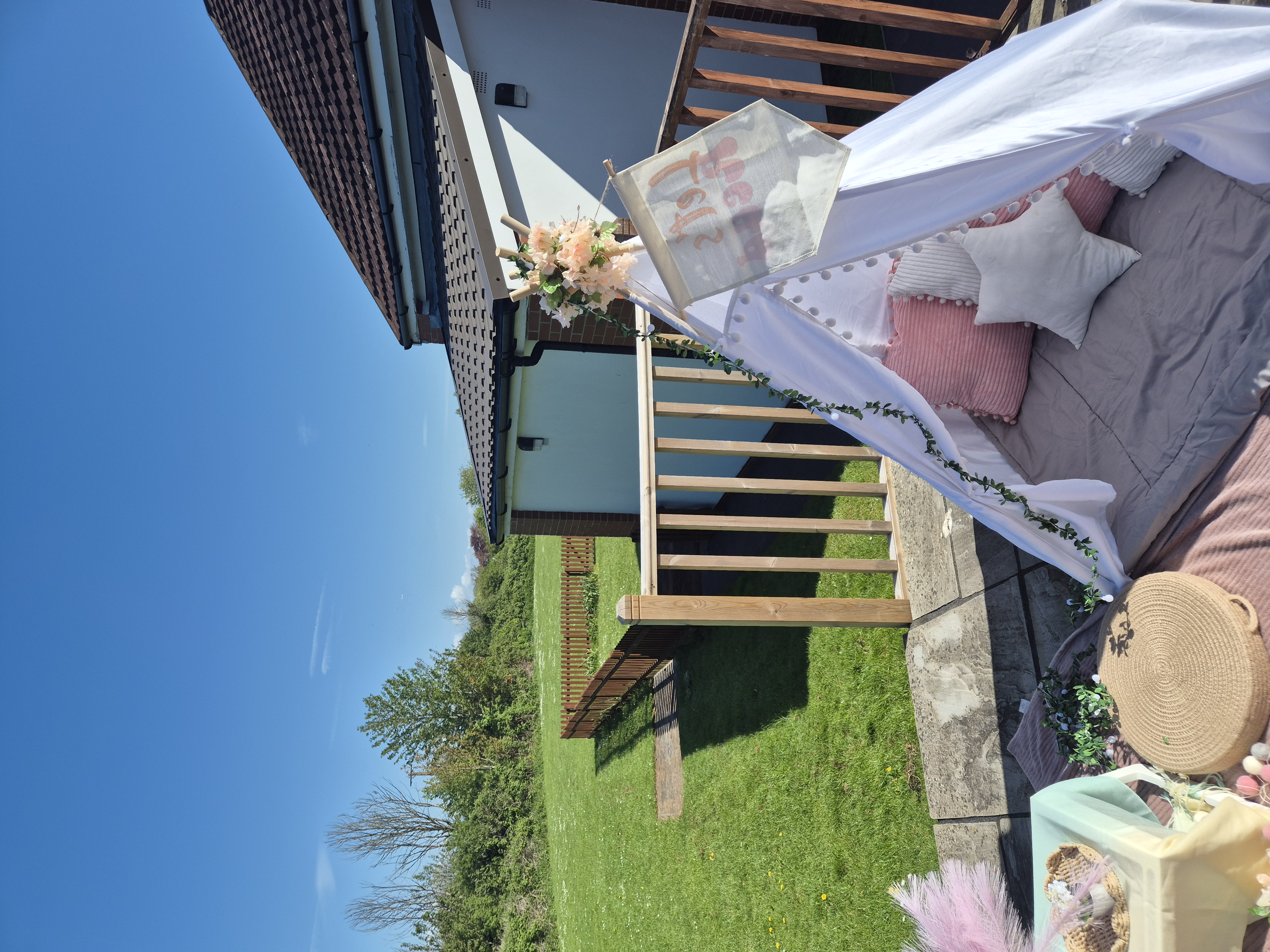 We Créched The Wedding — wedding entertainment in Bristol, North Somerset (photo 7 of 8)
