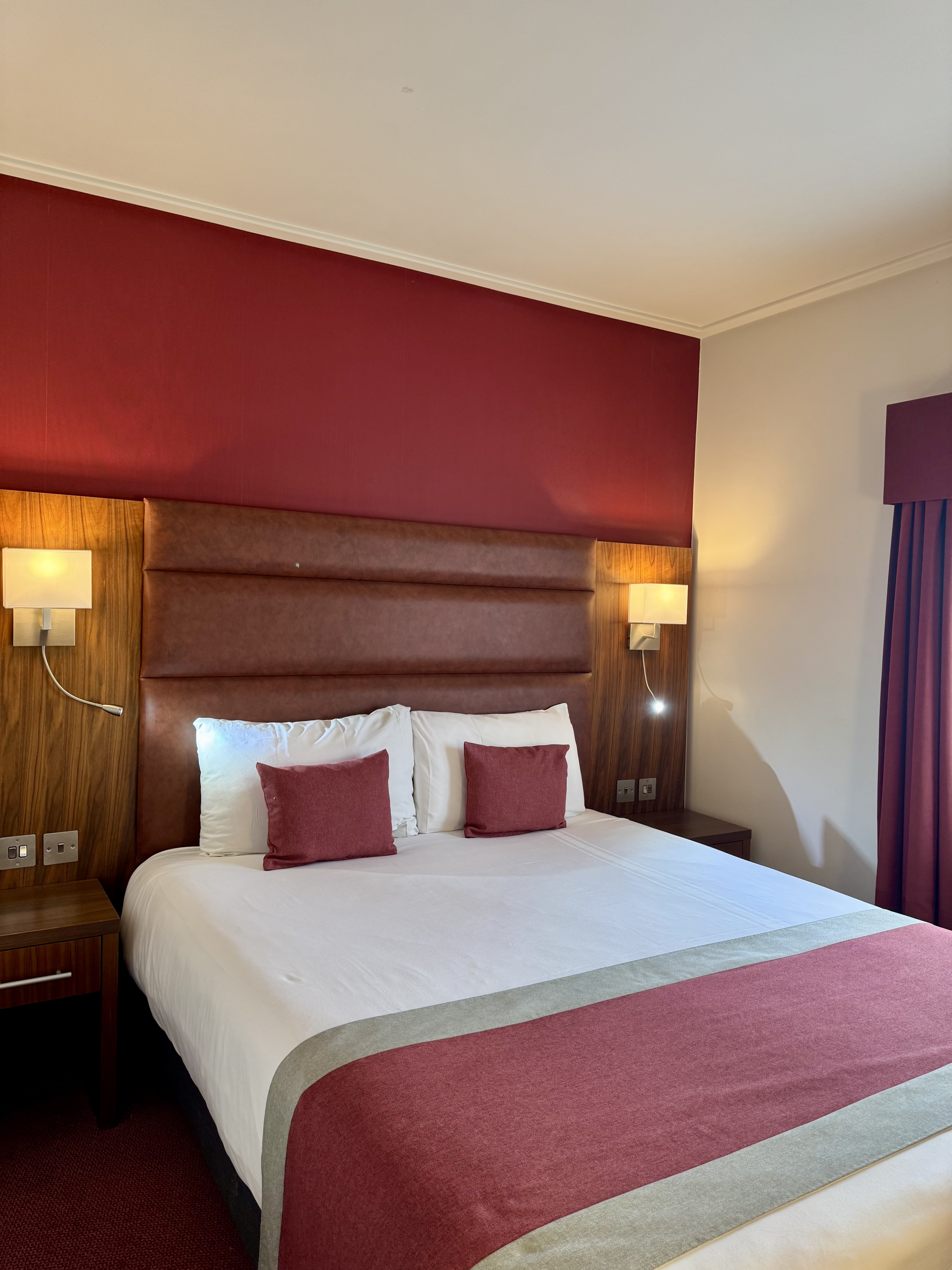 Mercure Newbury West Grange Hotel — wedding venue in Midgham, berkshire (photo 8 of 8)