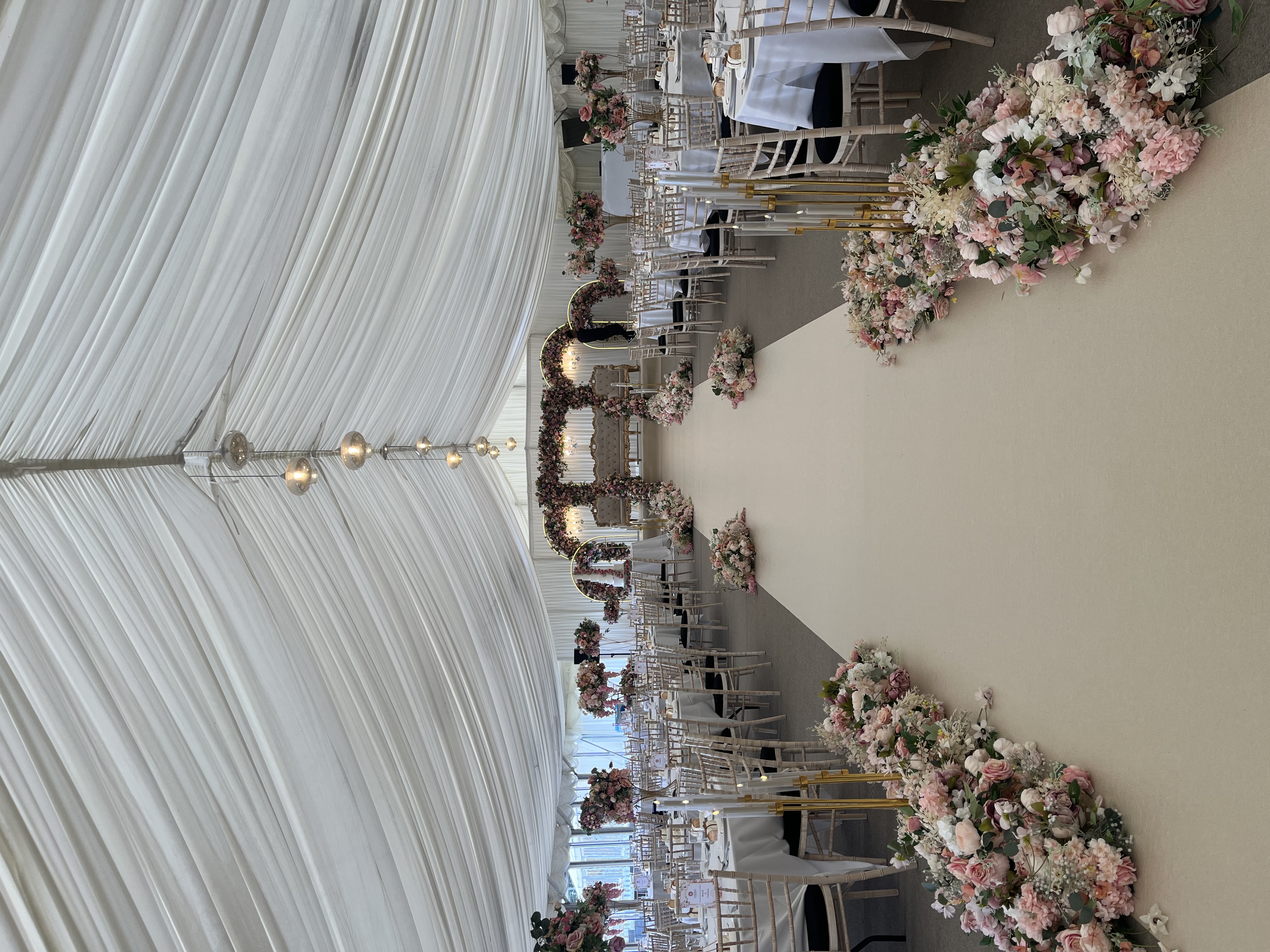 Chelmsford City Racecourse — wedding venue in Chelmsford, essex (photo 3 of 8)