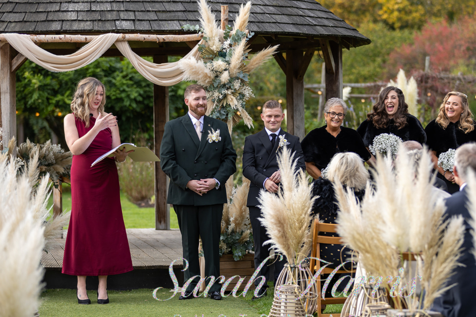 Higher Love Ceremonies — wedding celebrant in Erith , greater_london (photo 7 of 8)