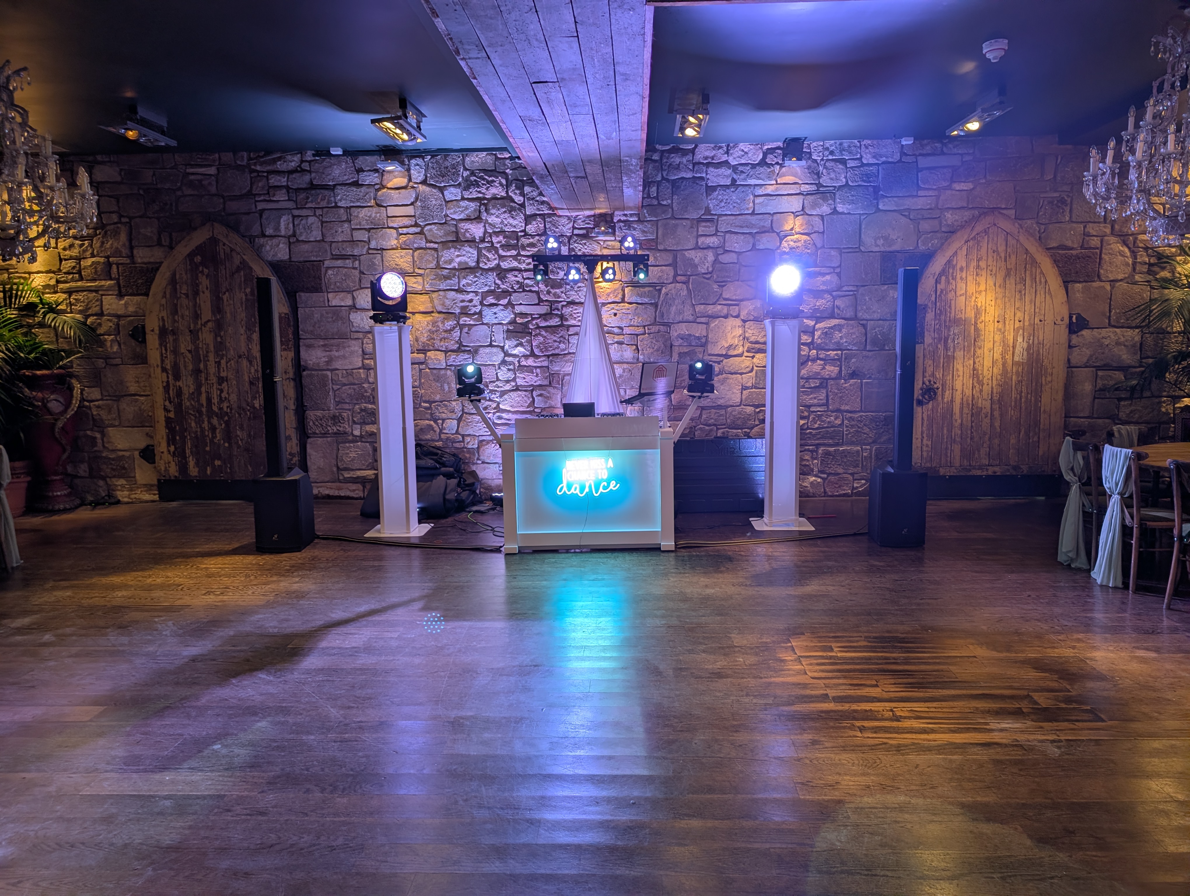 Marvellous Disco — wedding dj in Ashington, Northumberland (photo 5 of 8)