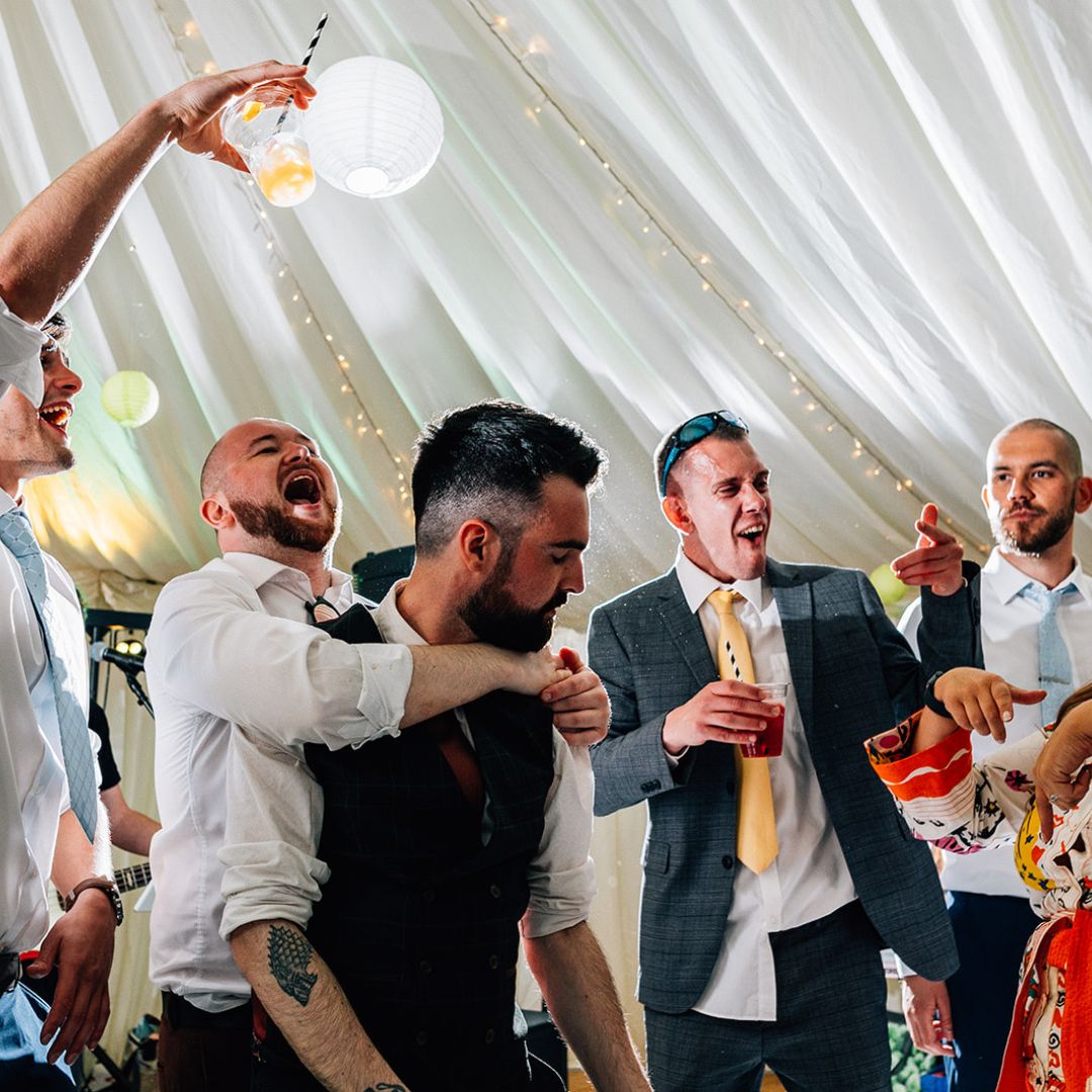 Dirtbag Entertainment — wedding band in Sychdyn (photo 5 of 8)