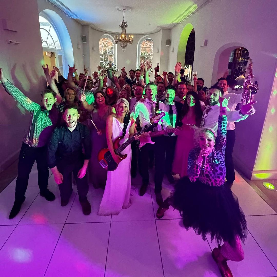 Dirtbag Entertainment — wedding band in Sychdyn